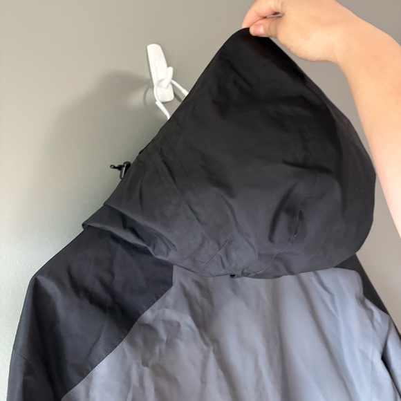 PELLIOT size M Outdoor Hiking Jacket Mens Windbreaker Waterproof, Zipper front - Picture 13 of 13